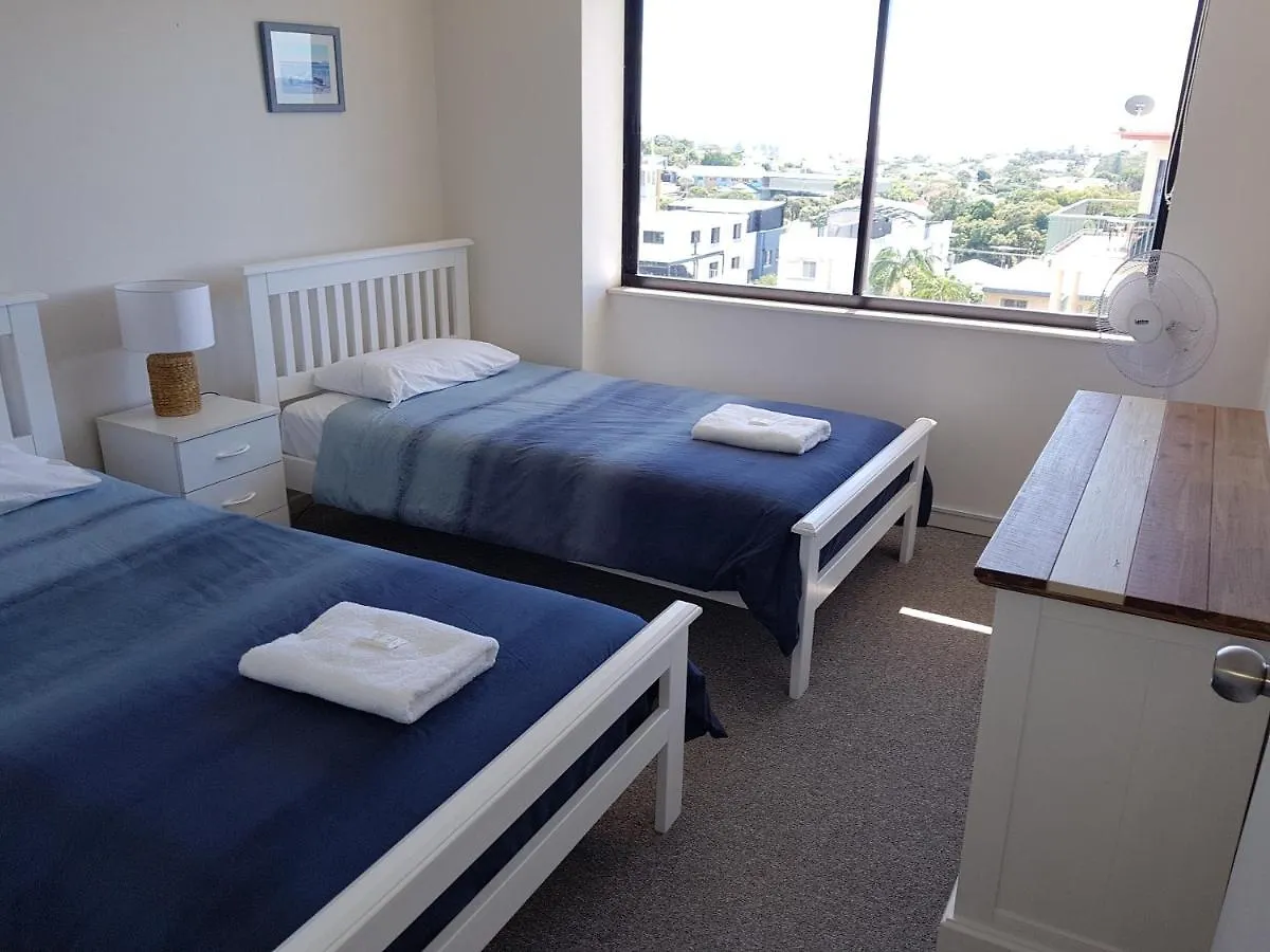 Burgess @ Kings Beach Apartments Caloundra