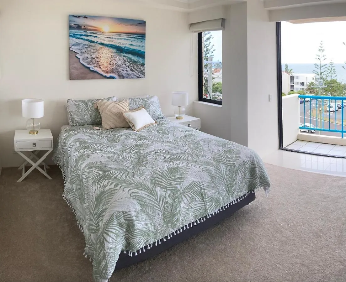 Burgess @ Kings Beach Apartments Caloundra
