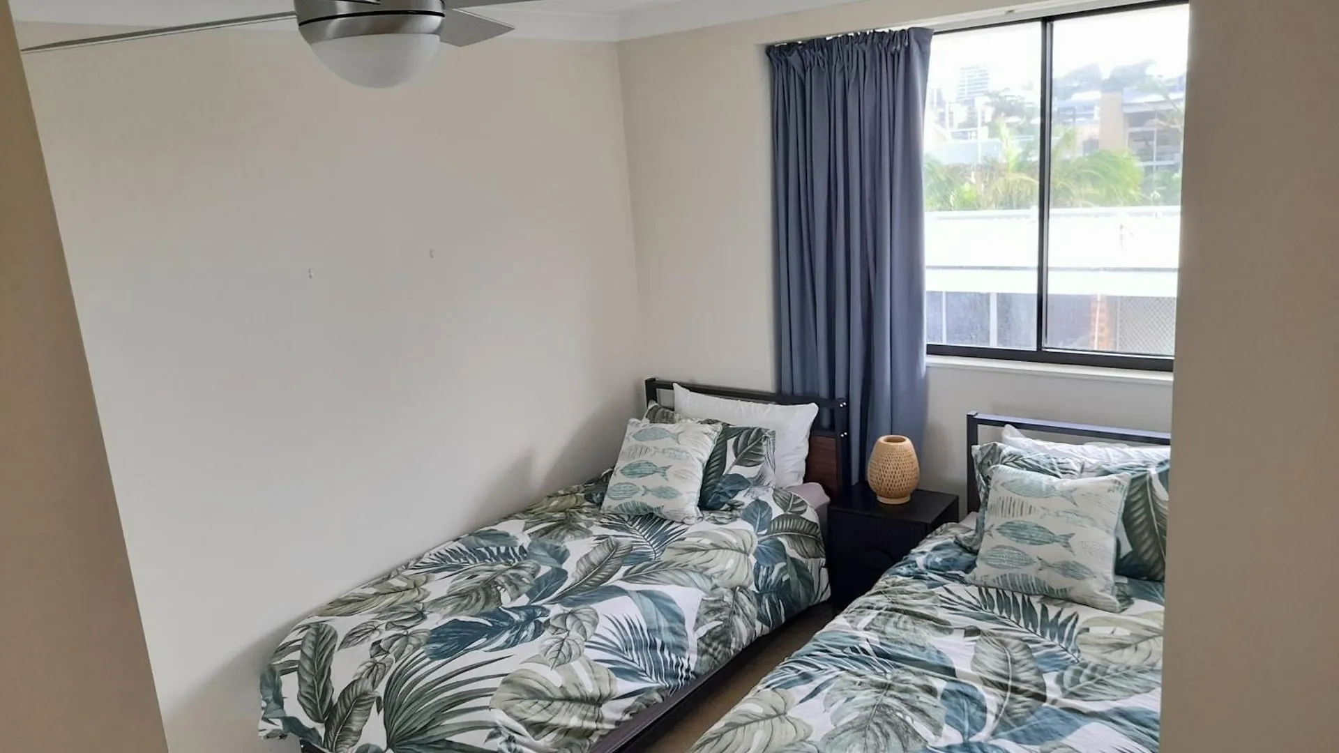 Burgess @ Kings Beach Apartments Caloundra Aparthotel