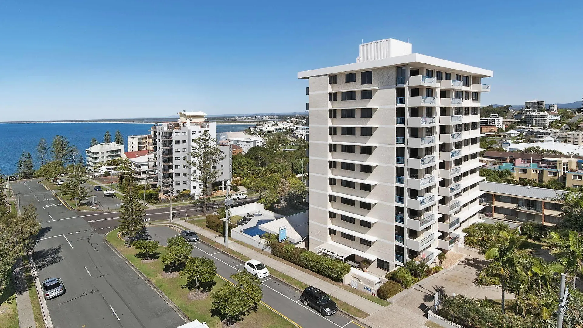 Burgess @ Kings Beach Apartments Caloundra